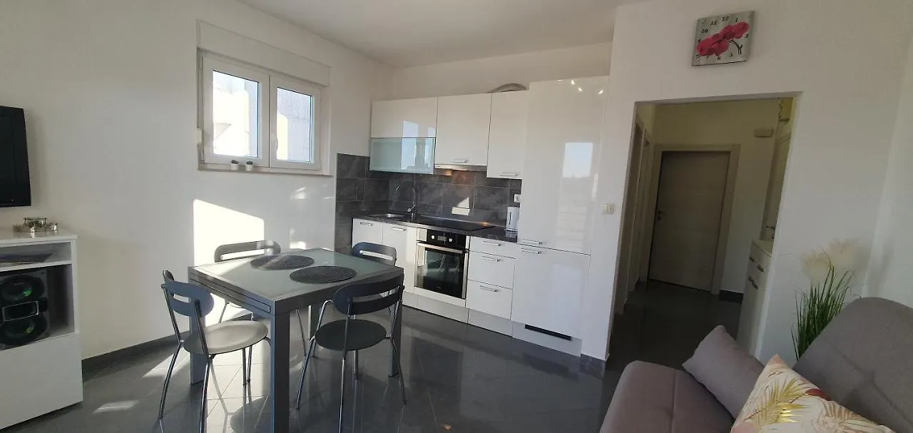 Apartmani Pavlovic Krk Town